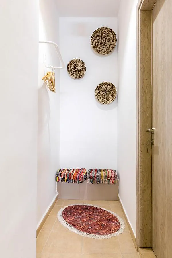 Erato “Wrapped In Myrtle And Roses” Apartamento Tessalónica
